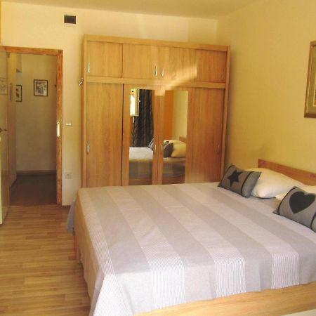 Apartmans And Rooms Dunjini Dvori Korcula Town Exterior photo